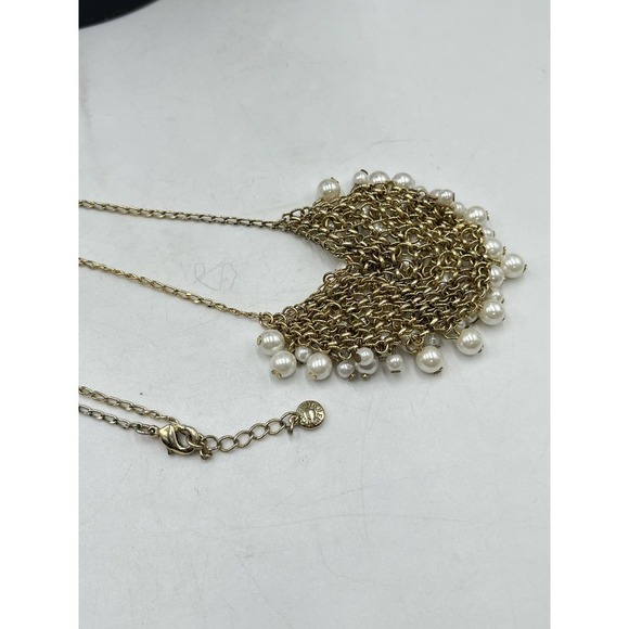 J. Crew White Pearl Center Cluster Bib Bridal Wedding Classic Dangle Necklace - Picture 10 of 13